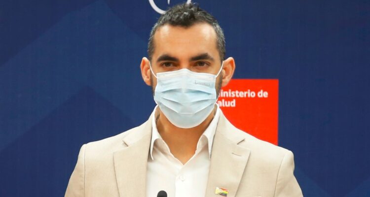 Subsecretario Cuadrado y restricciones