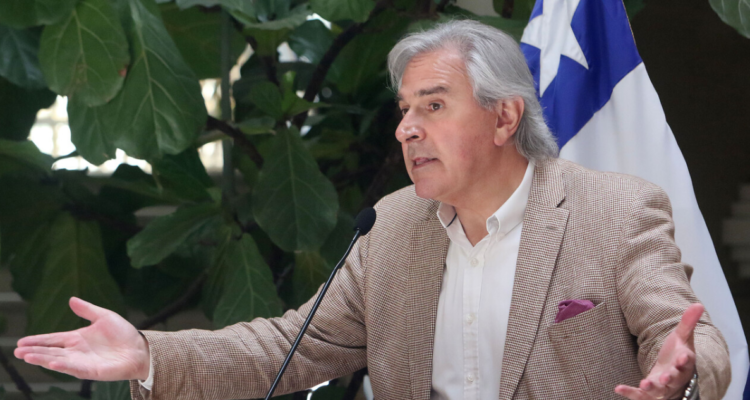 Senador Moreira apoya regular proyecto de biocombustibles pero asegura que tendrá impactos en la oferta