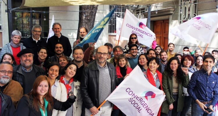 Movimiento de Fernando Atria se incorpora al partido del presidente Boric, Convergencia Social