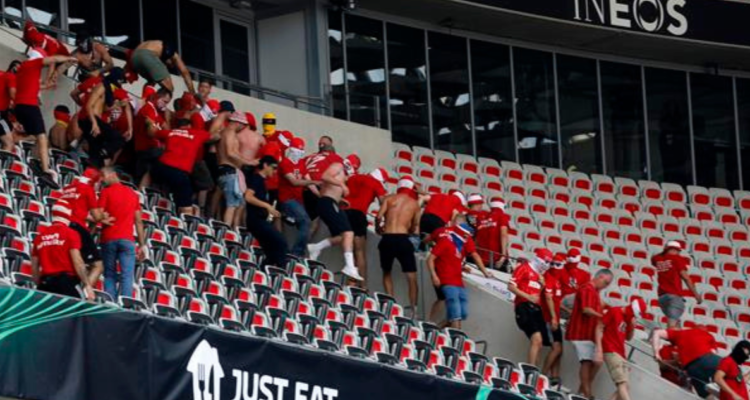 La UEFA abrirá un expediente al Niza y al Colonia por los incidentes en Europa League.