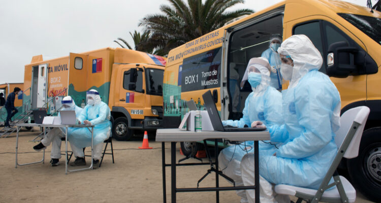 Clínica móvil de OnStreet para el Minsal