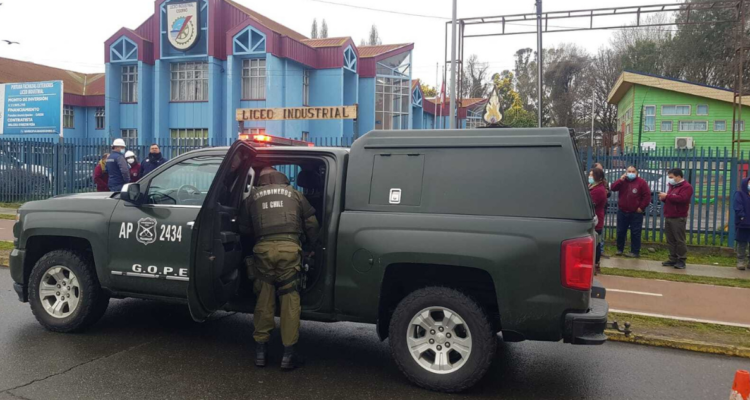 Osorno: evacúan a 500 alumnos de liceo y un jardín infantil por presunto artefacto explosivo