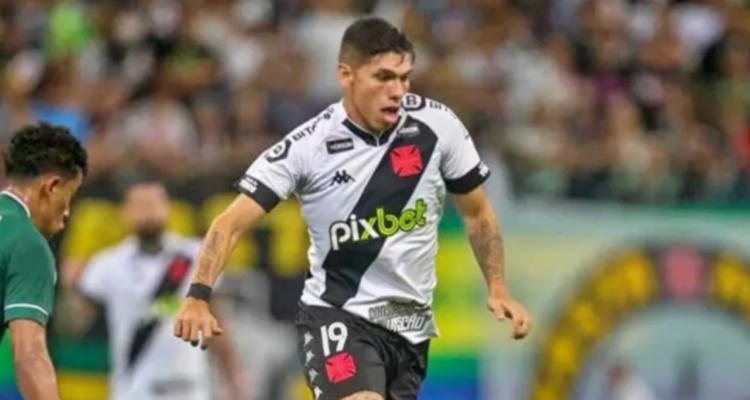 Carlos Palacios podría dejar Vasco Da Gama y volver a Chile.