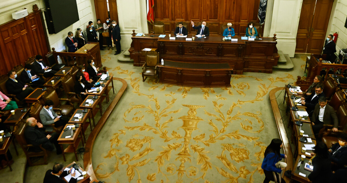 Partidos acuerdan órgano 100% elegido y comité de expertos para continuar con proceso constituyente