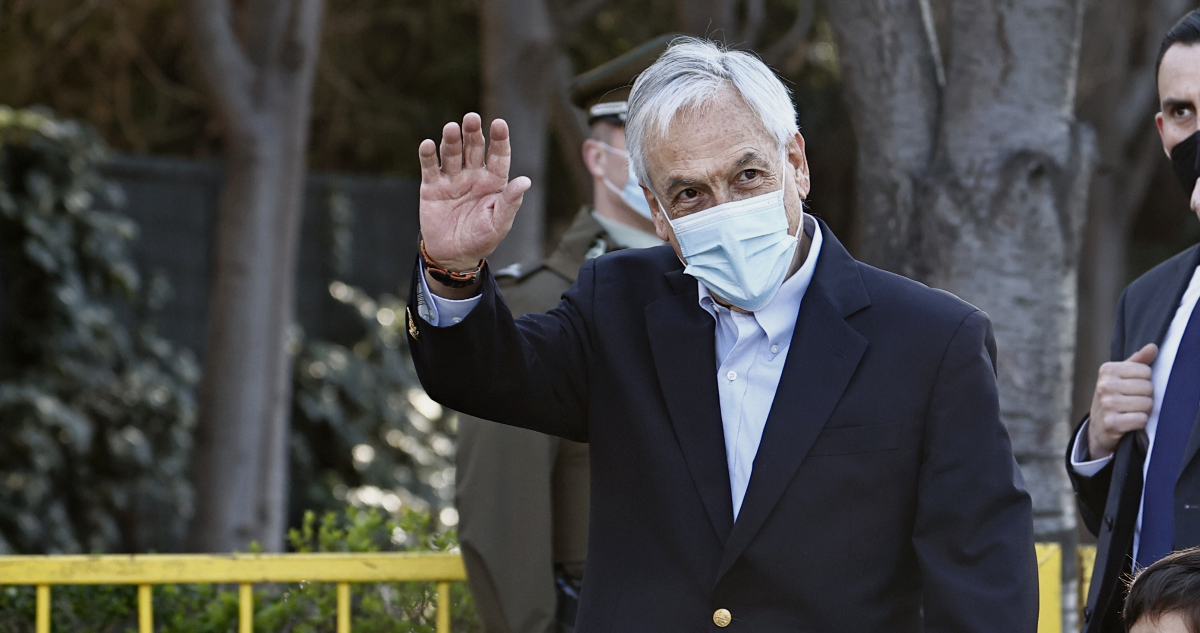 Expresidente Piñera viaja al extranjero por primera vez tras dejar La Moneda