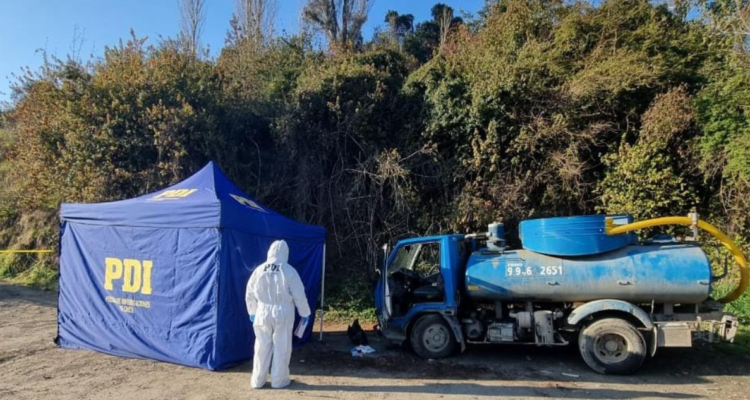 PDI investiga muerte de un hombre en plena vía pública en Castro: presenta lesiones con arma blanca