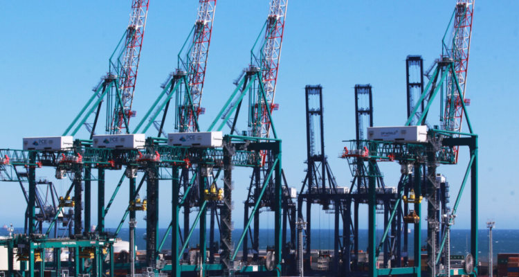 Portuarios anuncian paro tras no llegar a acuerdos con el Gobierno: en San Antonio ya comenzaron.