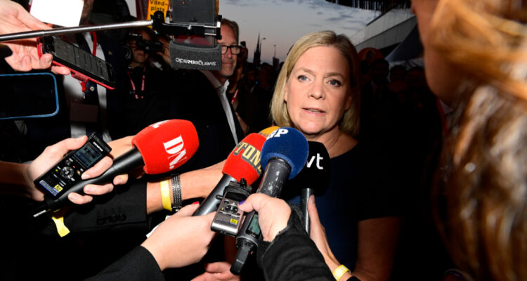 Primera ministra sueca demitirá tras perder elecciones ante la derecha