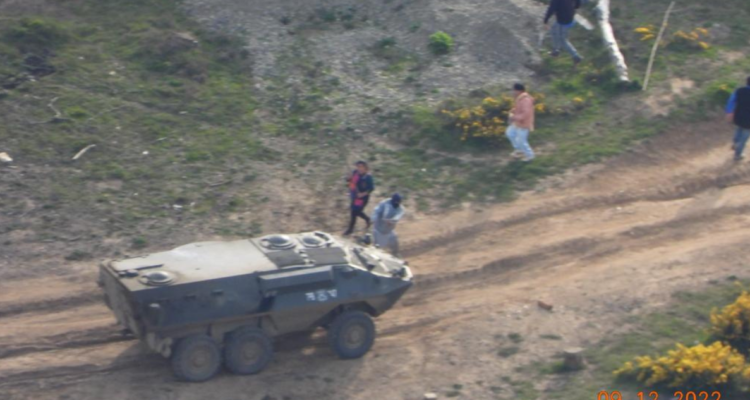 Gobierno evalúa acciones legales por ataque a Carabineros en Arauco: institución confirmó sumario.