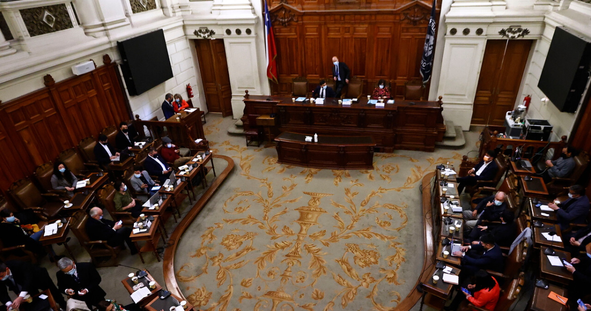 Proceso constituyente: inicia “diálogo cerrado” entre oficialismo y Chile Vamos para agilizar debate