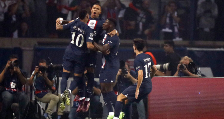 PSG venció a Juventus por Champions League.