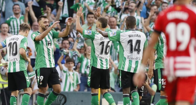 Real Betis sigue firme en La Liga tras vencer a Girona.