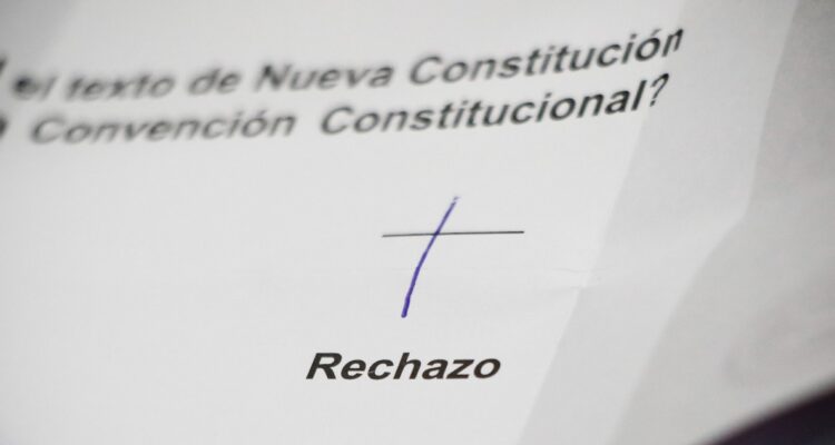 Líderes empresariales muestran optimismo por triunfo de Rechazo y llaman a trabajar por mayor unidad