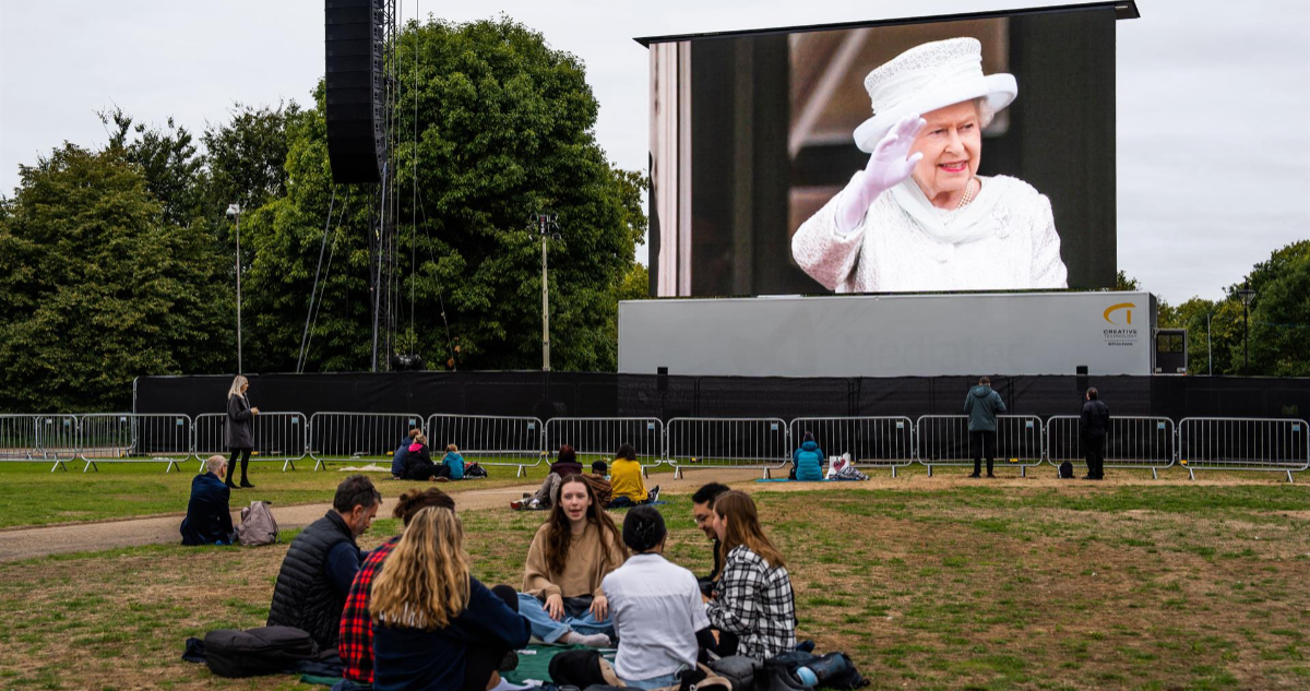Reina Isabel dejó carta que podrá ser abierta en 2085