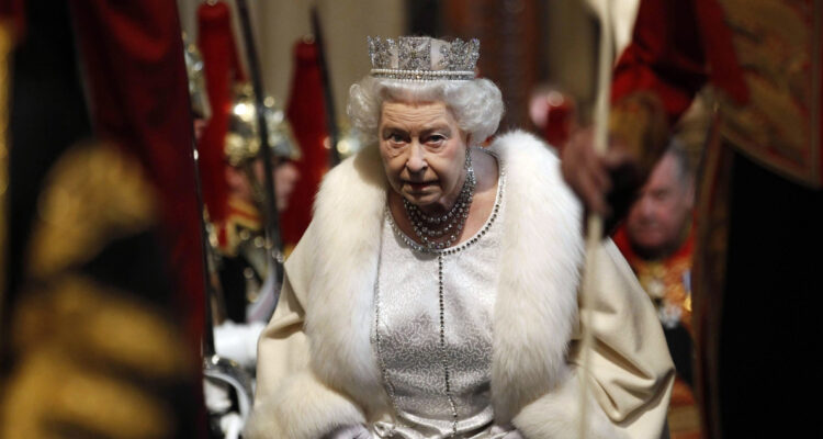 La reina Isabel II.