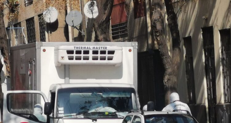 Detienen a 8 acusados de robar camión que transportaba carne en Quilicura