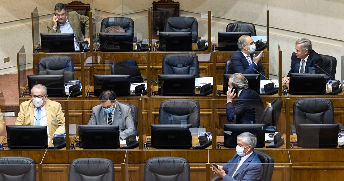 Senadores de RN descartan apoyar nueva Convención y apuntan a comisión de expertos