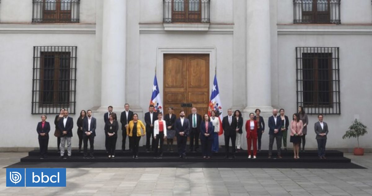 Primer cambio de de Gabriel Boric Asumen cinco nuevos