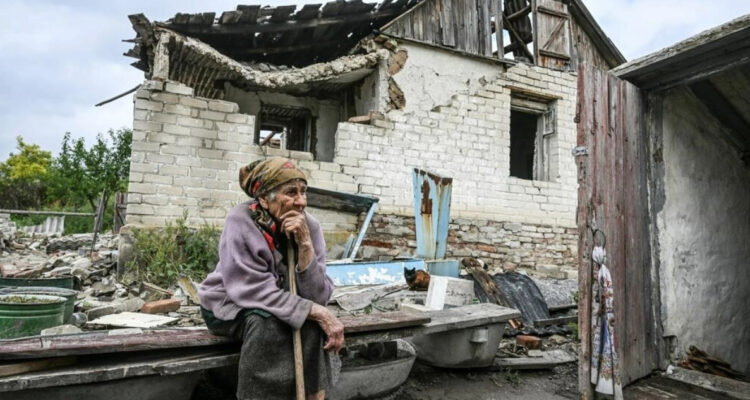Dos supervivientes en un pueblo fantasma del Donbás: las dos únicas mujeres vivas en Bohorodichne