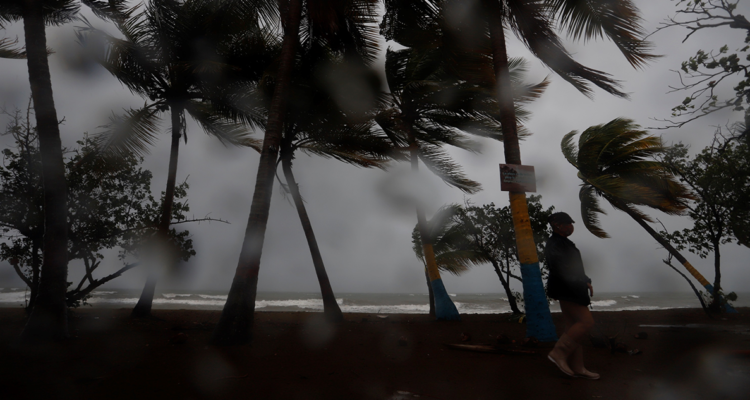 tormenta tropical Fiona