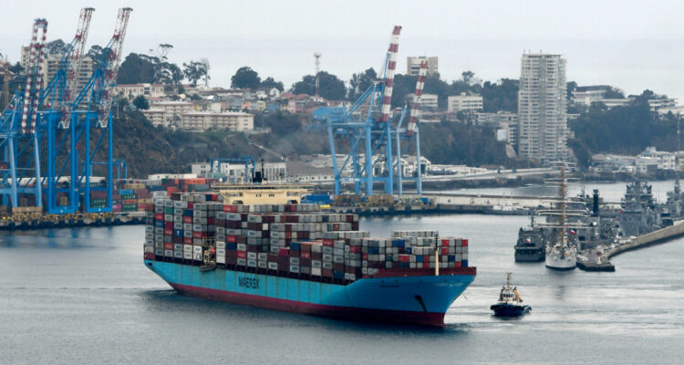 Firma del TPP11 genera nueva pugna al interior del oficialismo