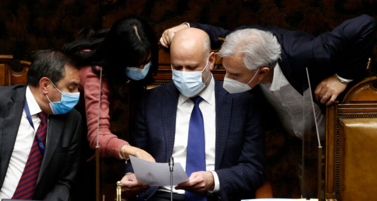 Oposición asegura tener los votos para votar y aprobar esta semana el TPP11 en el Senado