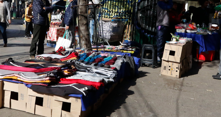 Tras llegar a acuerdo con municipio vendedores ambulantes de Puerto Montt finalizan huelga de hambre