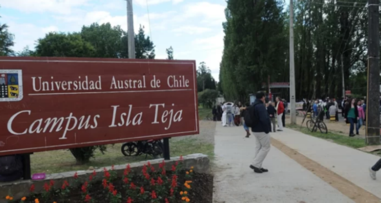 Tras término de huelga de docentes y trabajadores de la UACh: anuncian fecha de inicio de clases