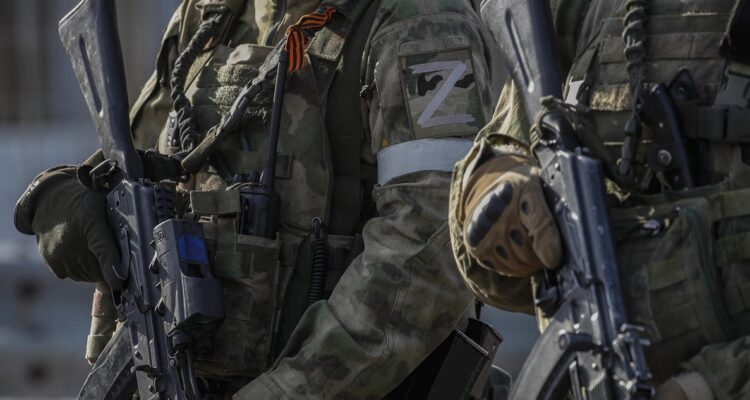 La contraofensiva de Kiev en el sur de Ucrania obliga a Rusia a suspender el referendo de anexión