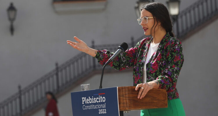 Vallejo pide “calma y templanza” para culminar proceso constituyente: “No puede ser una mesa frágil”