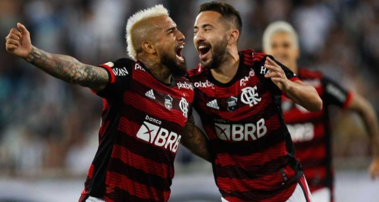 Flamengo busca volver a la victoria de la mano de Arturo Vidal.