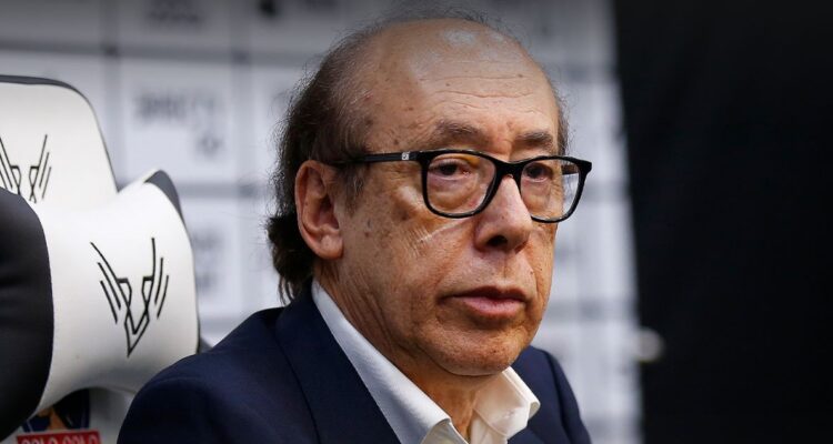 La alegría y emoción de Alfredo Stohwing, presidente de Colo Colo