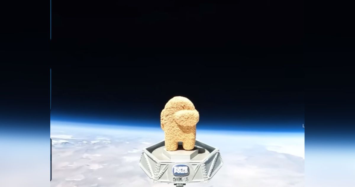 Lanzan nuggets de Among Us de Super Pollo al espacio