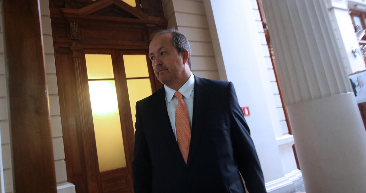 Exabogado de Bruno Villalobos, Héctor Espinoza y Rafael Garay presentó candidatura a Fiscal Nacional