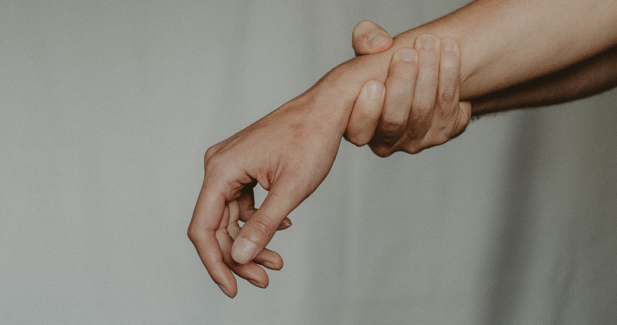 artritis y artrosis, enfermedades que pueden inflamar las articulaciones
