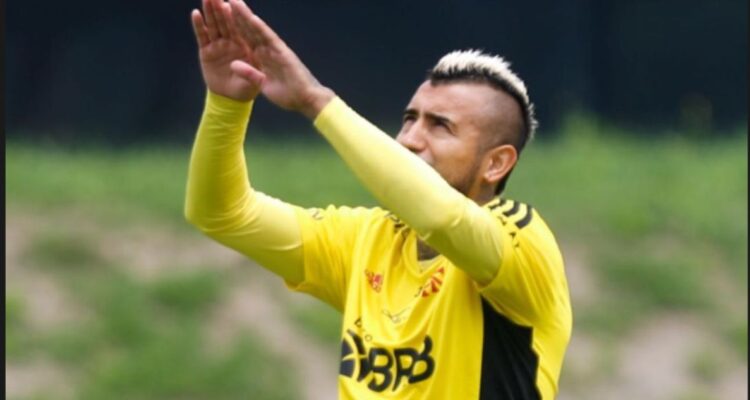 Arturo Vidal reacciona a la muerte de su papá: “Vuela alto viejo querido”