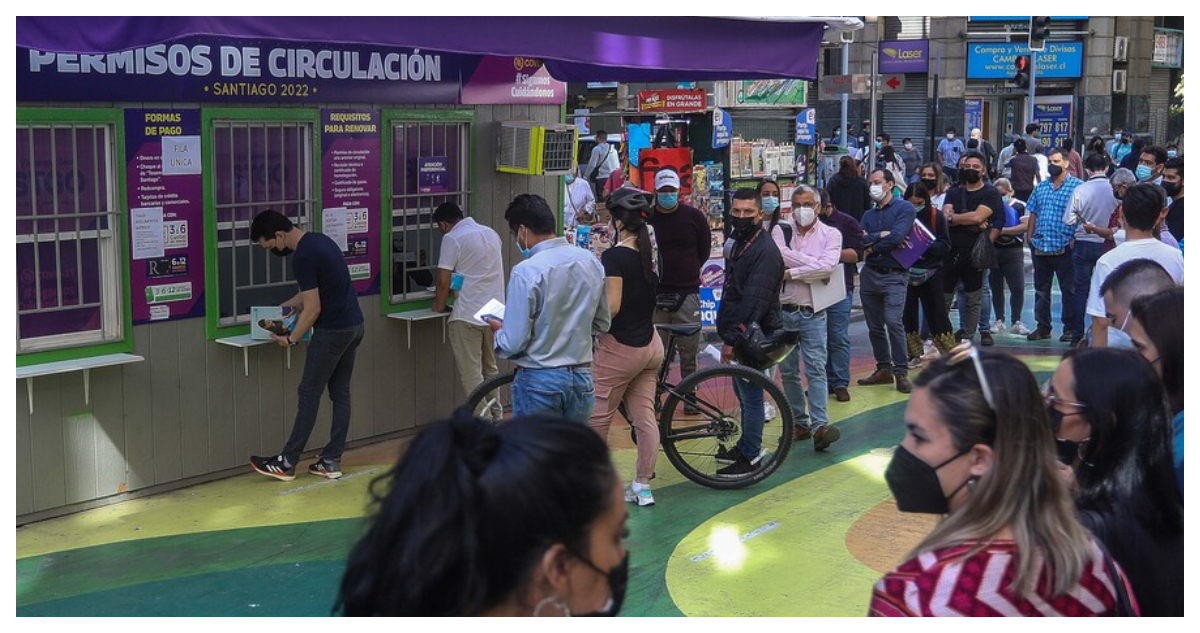 Foto contexto exención permiso de ciruclación para autos eléctricos