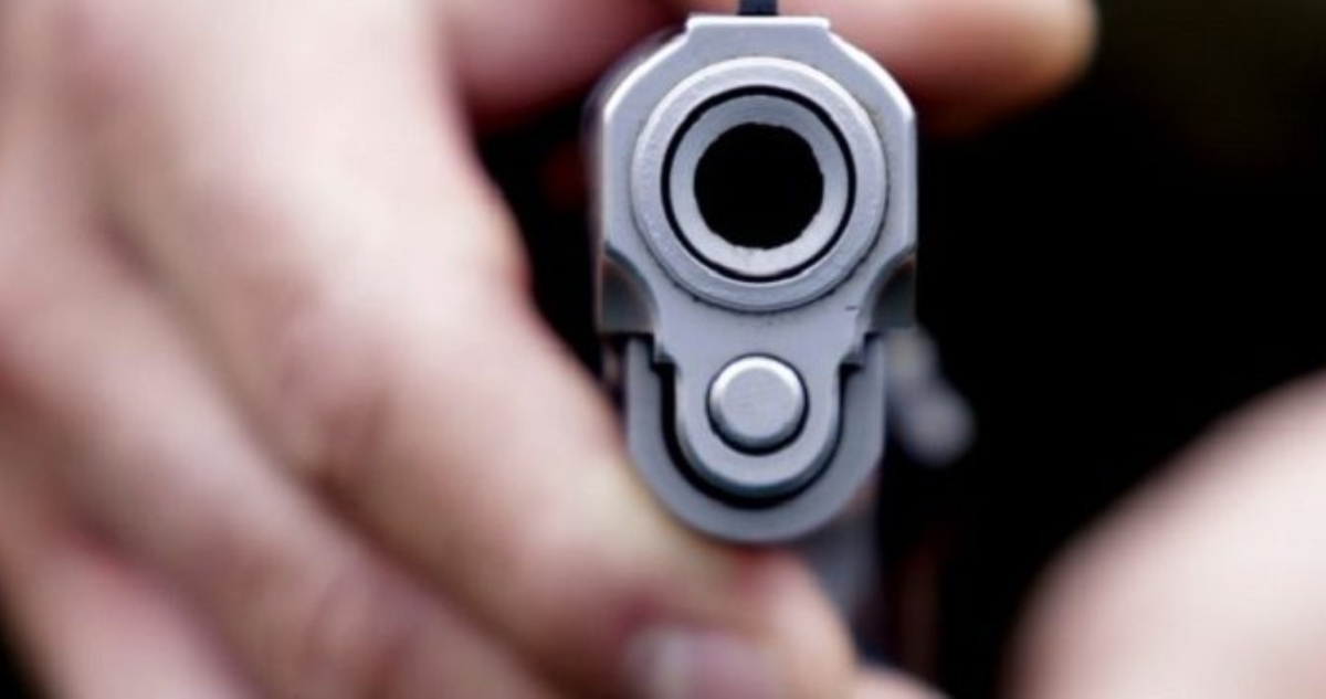 Baleado en cercanías de colegio en Valle Alemana
