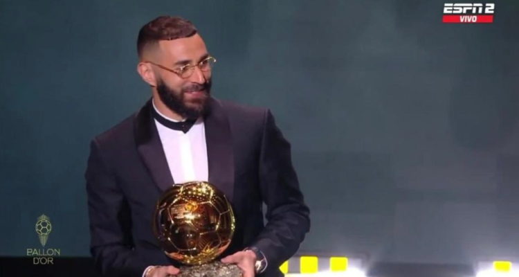 Karim Benzema consigue el Balón de oro 2022.
