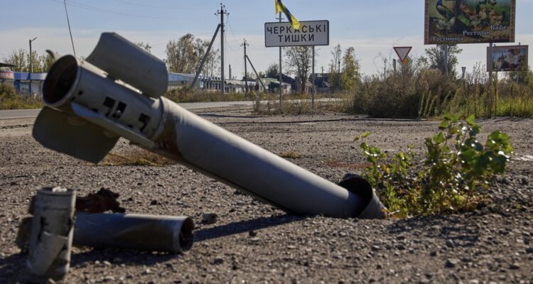G7 se reúne de urgencia con Zelenski tras masivo bombardeo ruso contra ciudades ucranianas