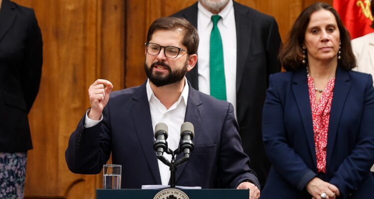 Boric dice que expresó a presidentes de países europeos voluntad de ratificar pronto acuerdo con UE