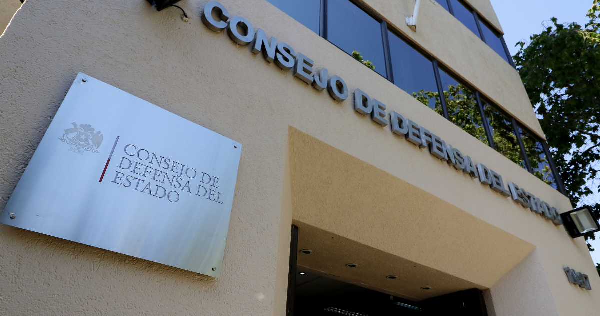 CDE querella psiquiátra licencias