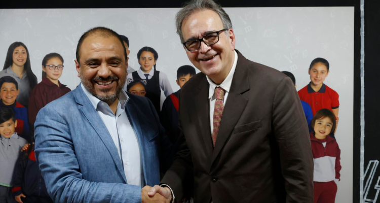 Chile y España acuerdan mejorar sistema de convalidación de títulos y movilidad de estudiantes