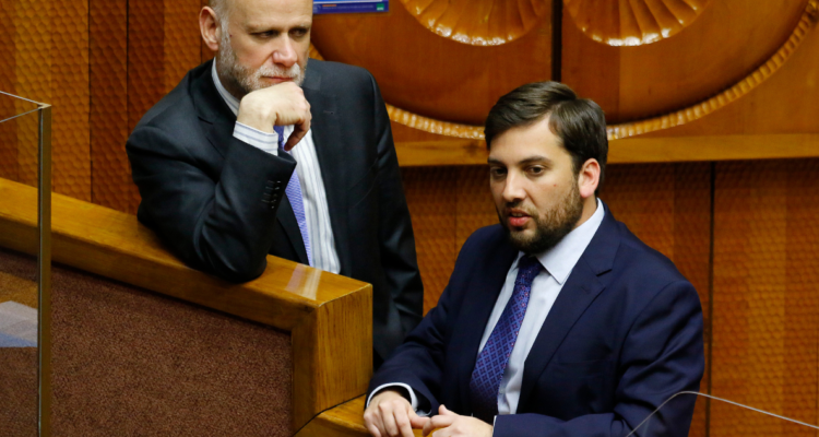 Cierre del proceso: convocan a reunión para la próxima semana para definir “arbitro” constitucional.