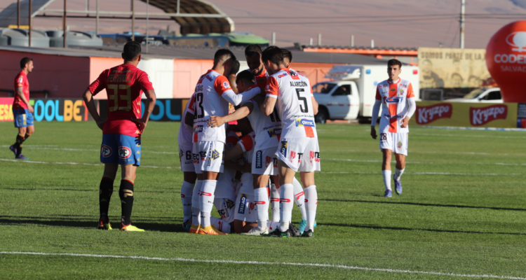 Cobresal impuso su localía en el norte y vence a Unión Española.