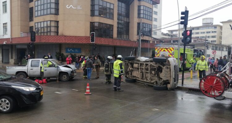 Colisión con posterior volcamiento en Osorno