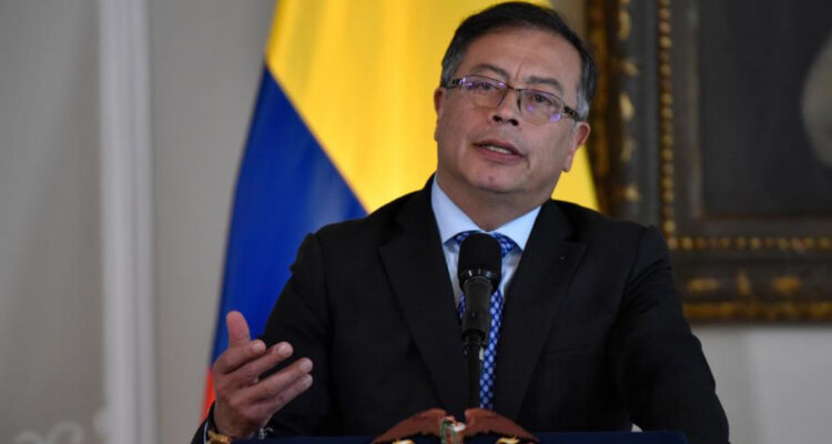 Colombia: Senado aprueba proyecto de “paz total” con grupos armados