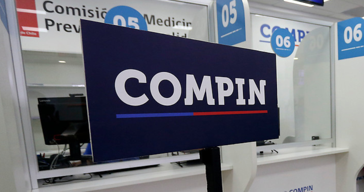 Paro de funcionarios Compin en Osorno