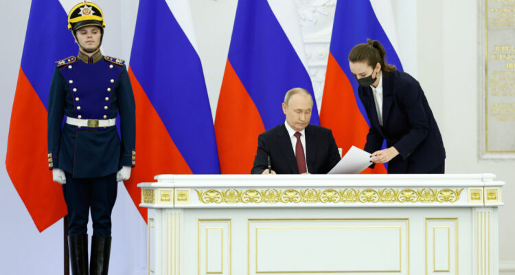 Congreso de Rusia aprueba tratados de anexión de 4 regiones prorrusas en Ucrania