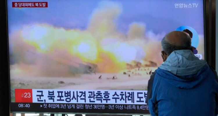 Corea del Norte dispara dos misiles al mar de Japón